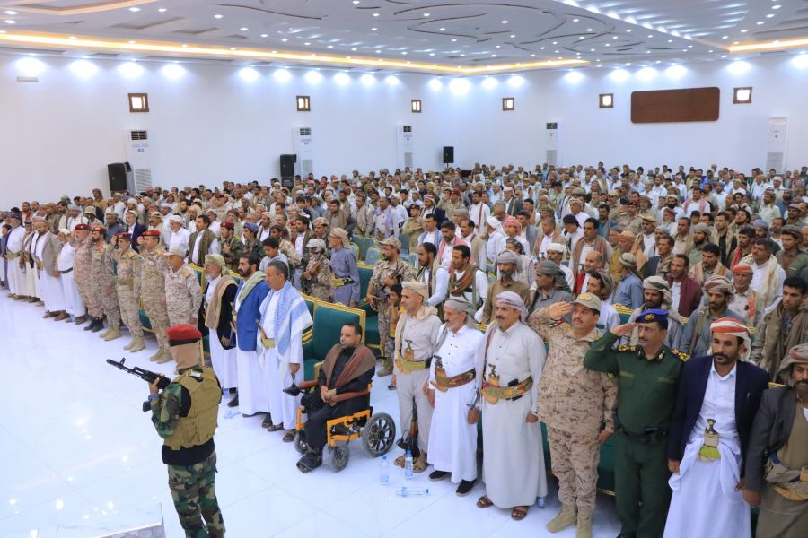 مأرب.. مشايخ ووجهاء صنعاء يؤكدون دعم الجيش والمقاومة لاستكمال تحرير اليمن